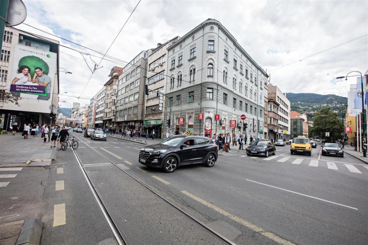 City Center Apartment Sarajevo Accross Bbi Shopping Mall Esterno foto